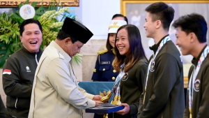 Apresiasi Negara untuk Atlet SEA Games, Prabowo Serahkan Bonus Rp465 Miliar di Istana