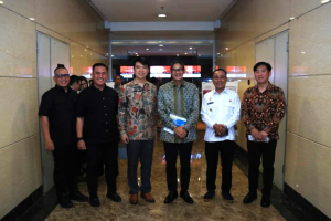 Rayu Investor Tiongkok, Wagub Krisantus: Silakan Berinvestasi, tapi Wajib Pakai Pelat KB!