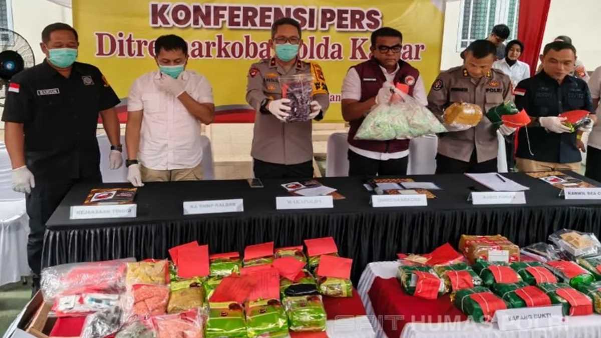 12 Kg Sabu Dimusnahkan di Pontianak, 19 Orang Jadi Tersangka