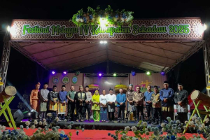Lestarikan Budaya Lewat Festival Melayu IV, Bupati Aron: Ini Wadah Kita Cari Bakat ke Tingkat Provinsi