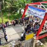 Penantian Panjang Warga Desa Sungai Sambang Berakhir, Jembatan Merah Putih Sungai Menterap Resmi Beroperasi